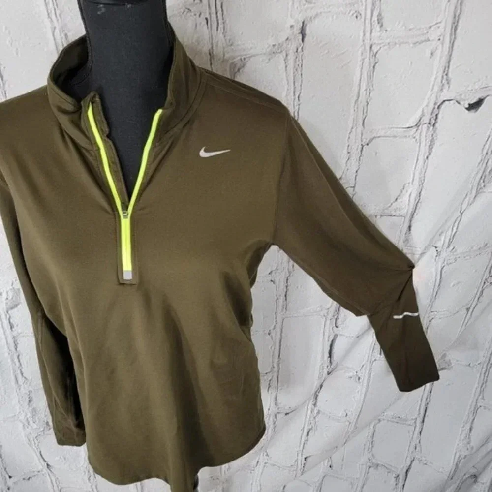 Nike unisex olive